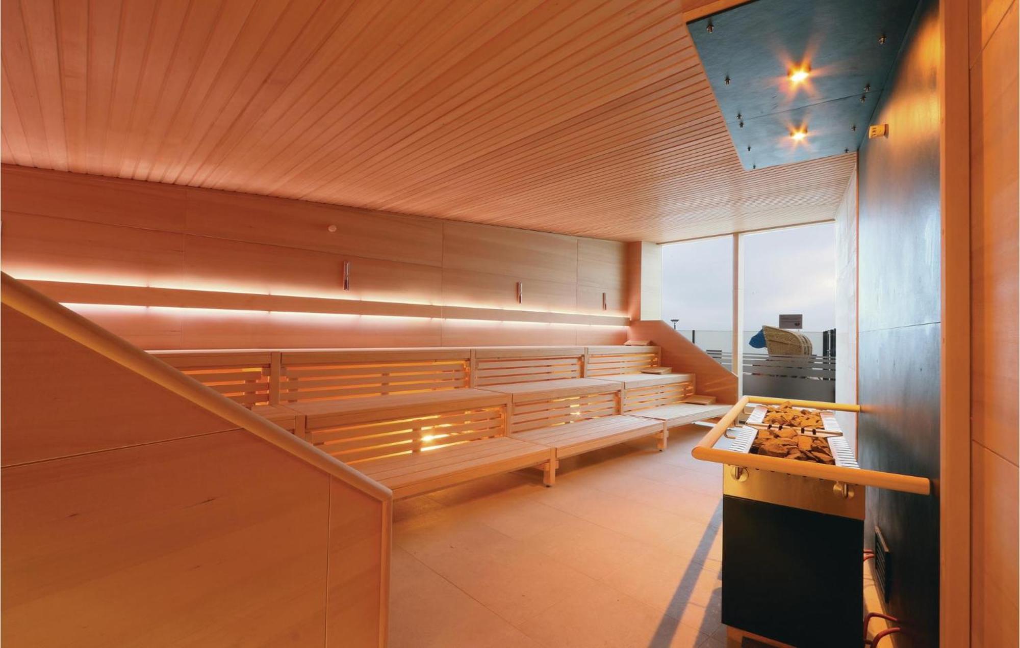 Amazing Apartment In Luebeck Travemuende With Sauna Kültér fotó